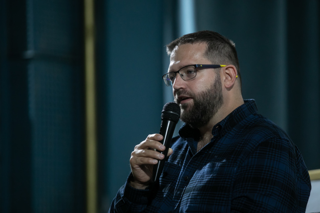 Premier előtti közönségtalálkozós vetítések